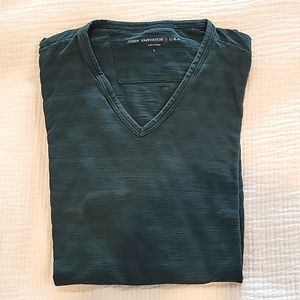 John Varvatos ribbed v-nect tee, size large, green.